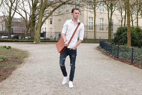 Vintage-Brown-Leather-Messenger-Bag