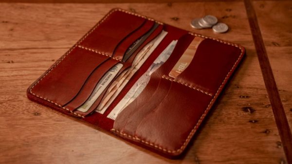 Grand_epedition_silhoutte_leather_wallet