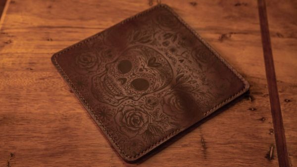 Infinity_etched_leather_silhoutte_wallet